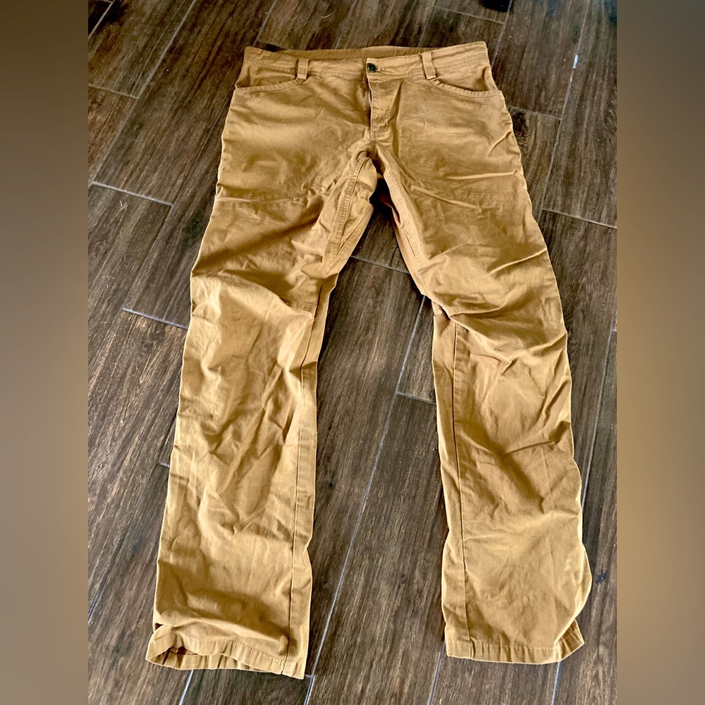 Outdoor research brand never worn mens pants. Size 36
